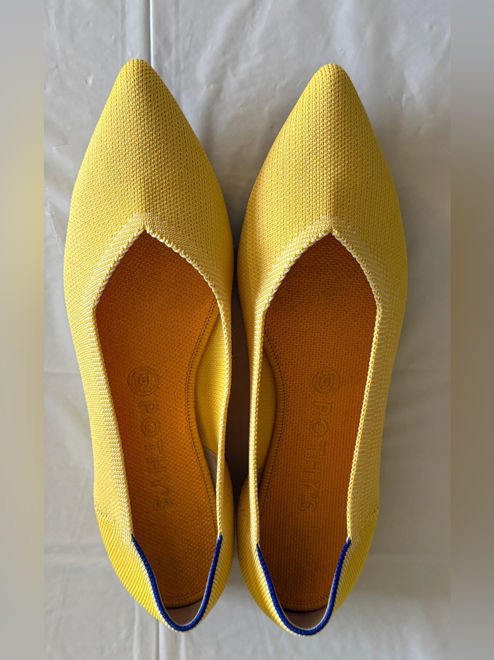 Rothy’s Yellow The Point Knit Flats
Women’s Size 10
